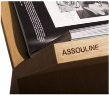 Load image into Gallery viewer, Allure Bookstand - Light Oak