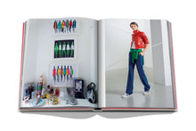 Load image into Gallery viewer, Lisa Perry: Fashion - Homes - Design