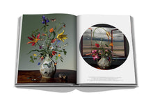 Load image into Gallery viewer, Flowers: Art &amp; Bouquets
